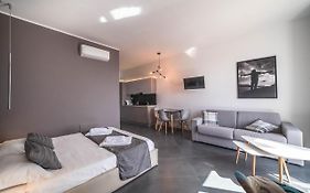 Residenza Nausicaa - 50 meters from the beach